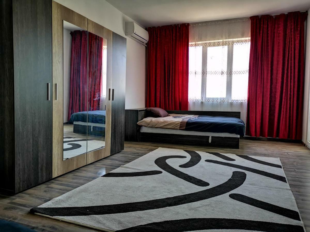 Tora Mora Apartment Варна Екстериор снимка